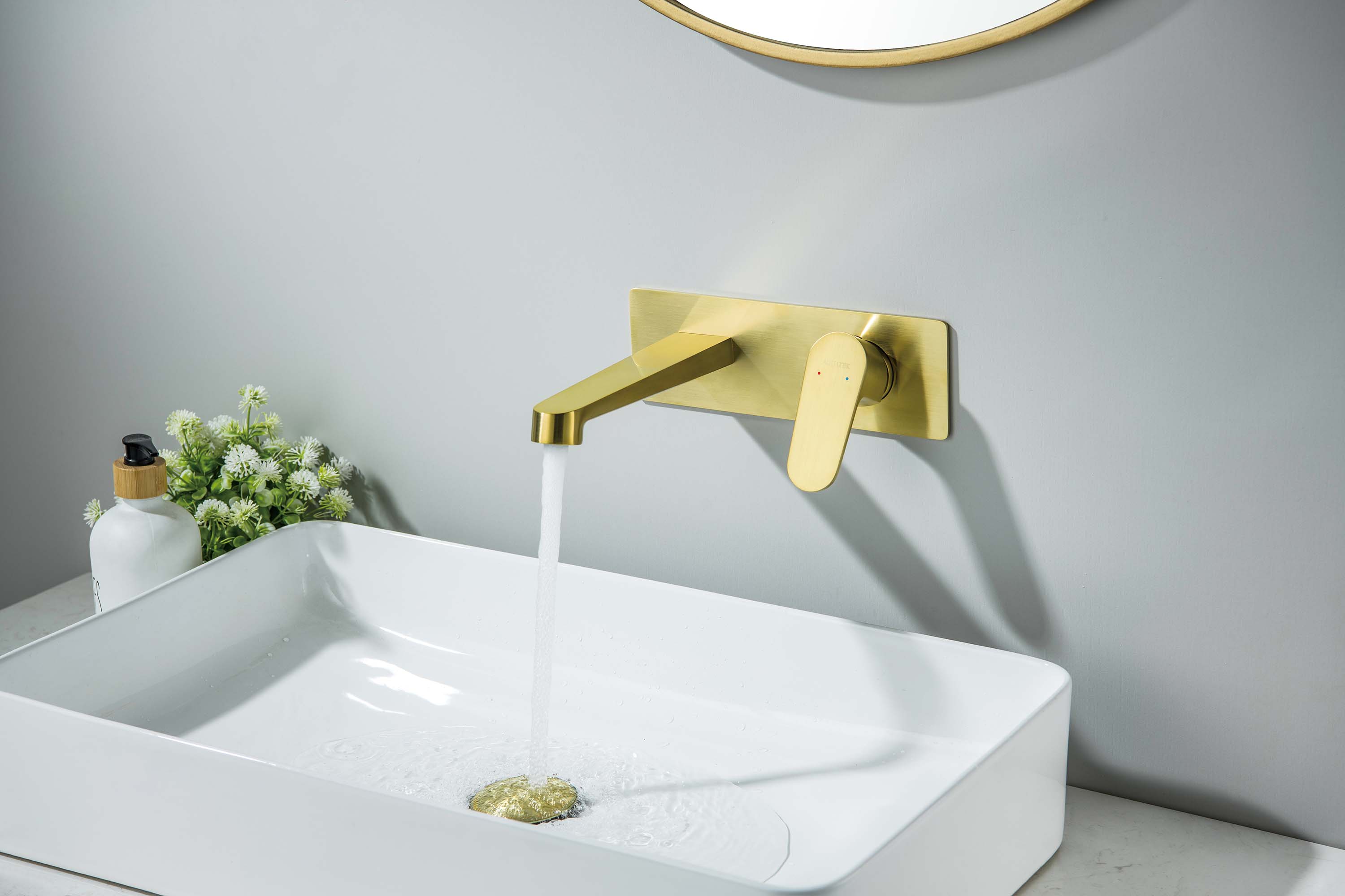 Смеситель для раковины настенный (внешняя и скрытая часть) AQUATEK, шлиф.золото AQ1213BG Оберон — фото 6