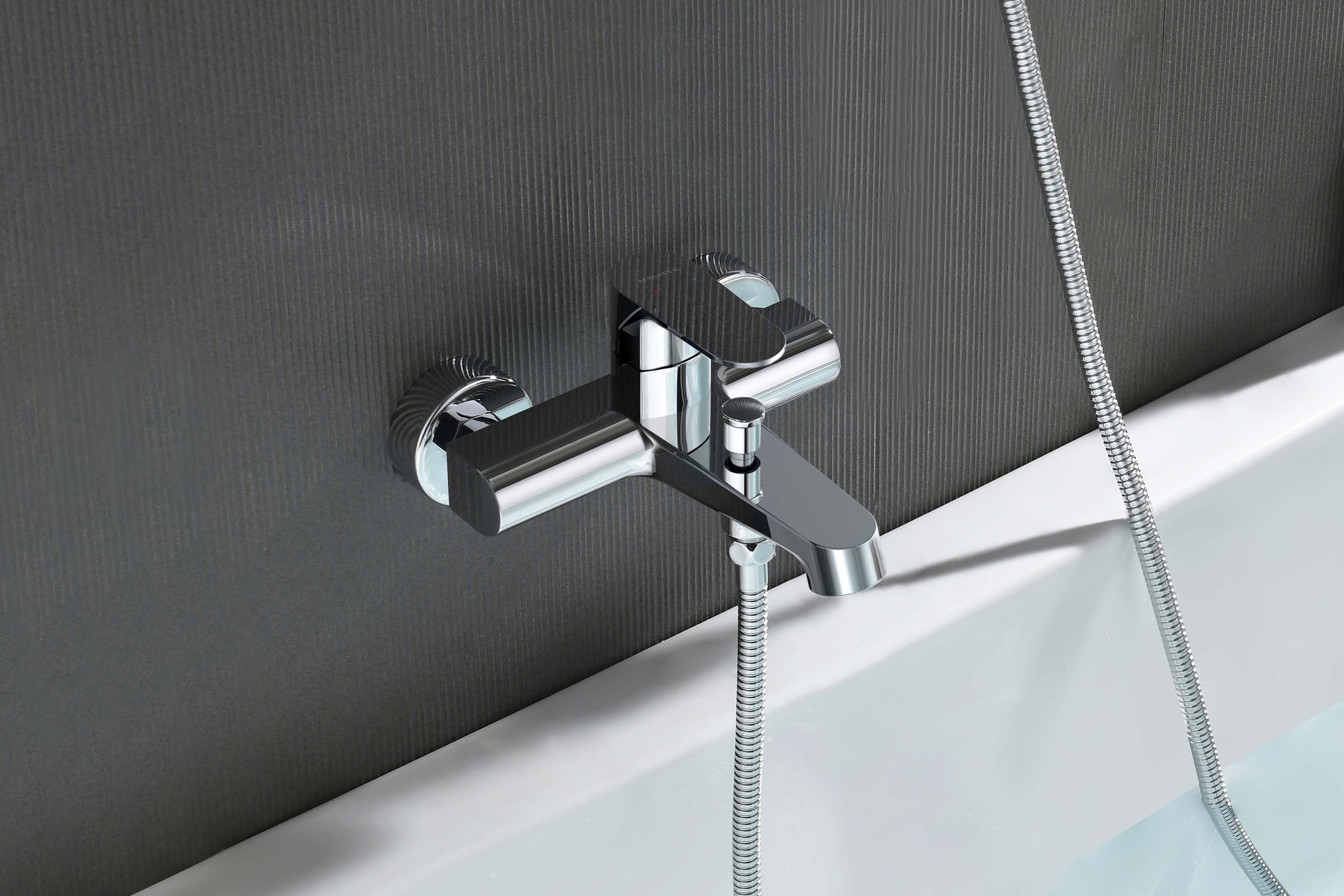 Смеситель для ванны AQUATEK AQ1240CR Оберон — фото 4
