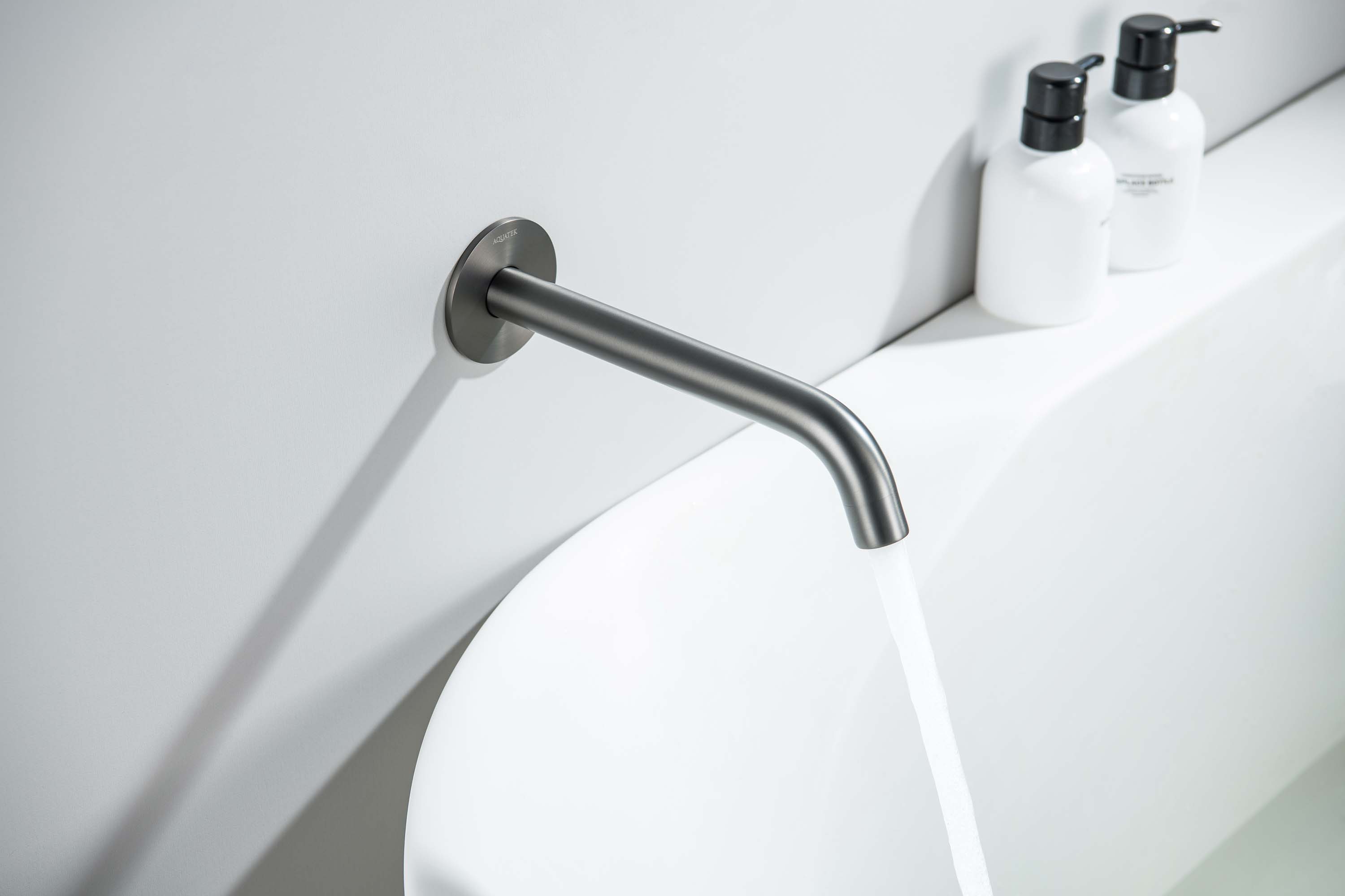 Излив для ванны 220 мм AQUATEK, оружейная сталь AQ1341BGM Европа — фото 5