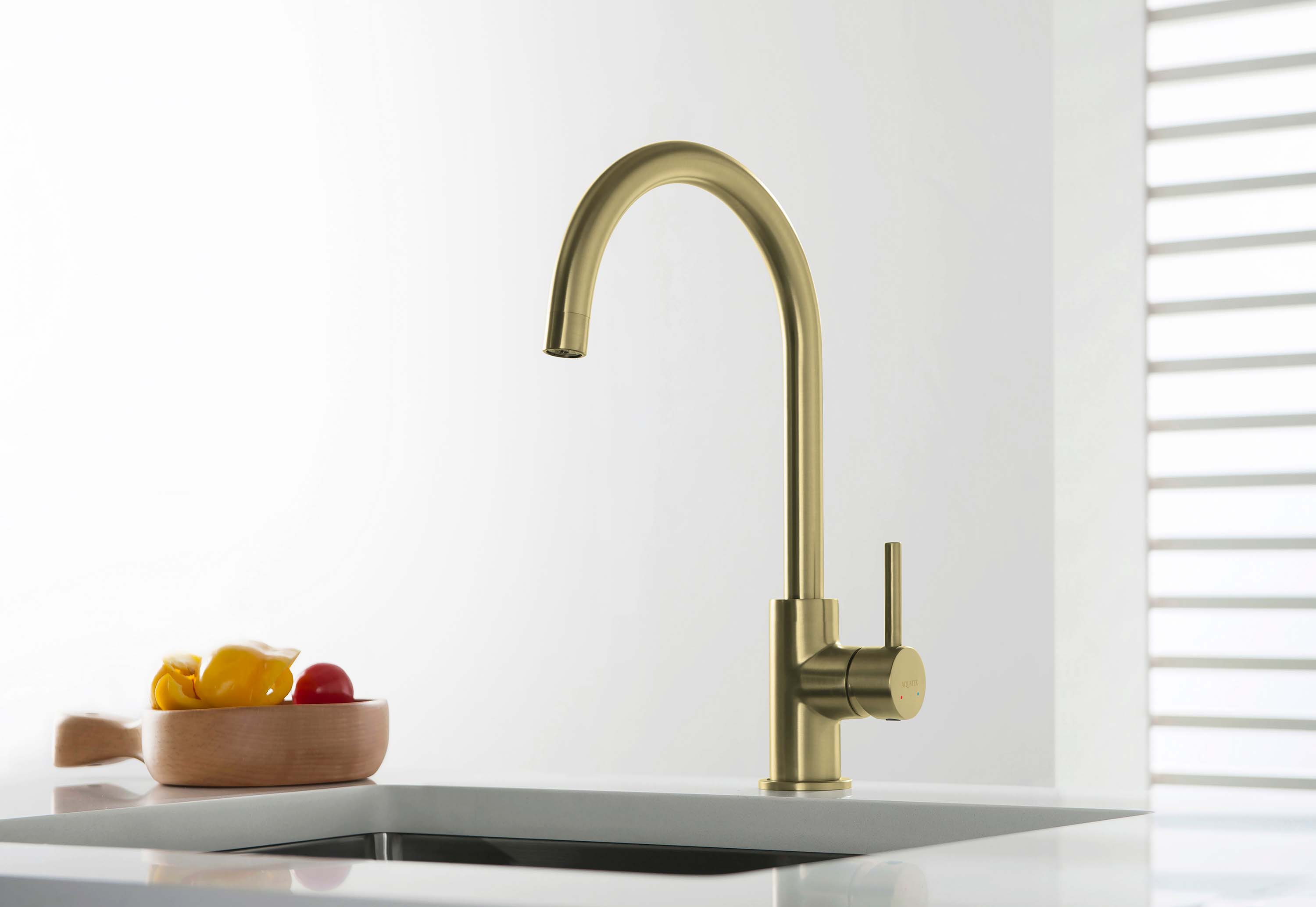 Смеситель для кухни AQUATEK, шлиф.золото AQ1382BG Европа — фото 3