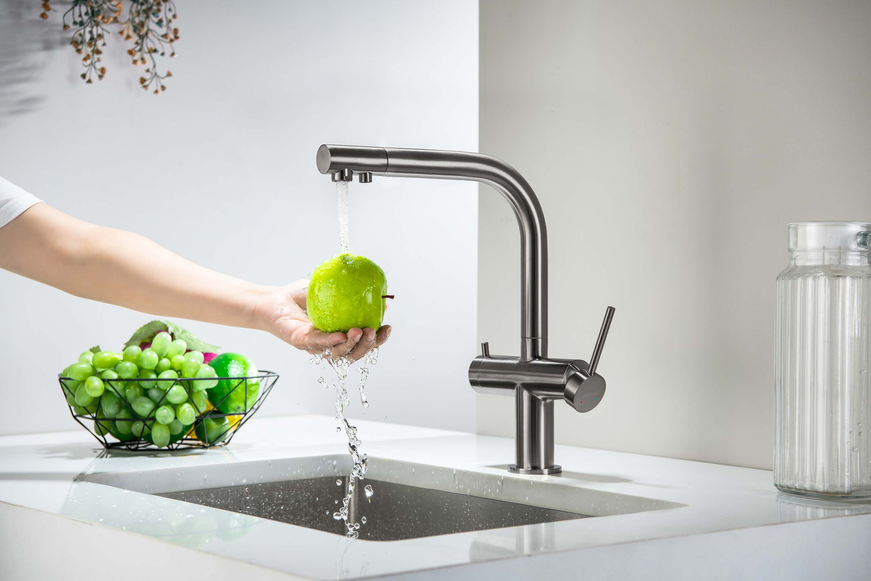 Смеситель для кухни с подключением к фильтру питьевой воды AQUATEK, оружейная сталь AQ1385BGM Европа — фото 4