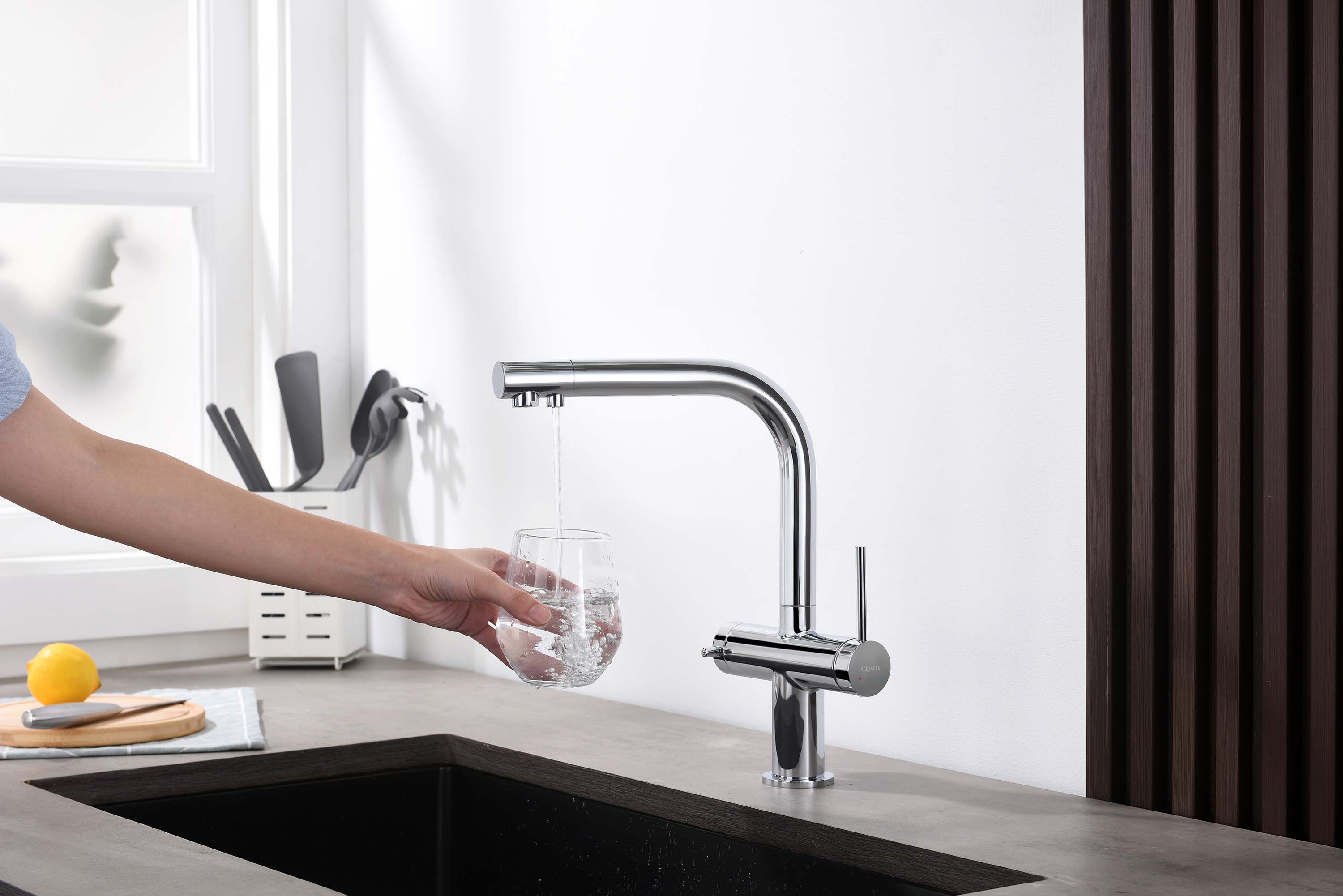 Смеситель для кухни с подключением к фильтру питьевой воды AQUATEK AQ1385CR Европа — фото 5