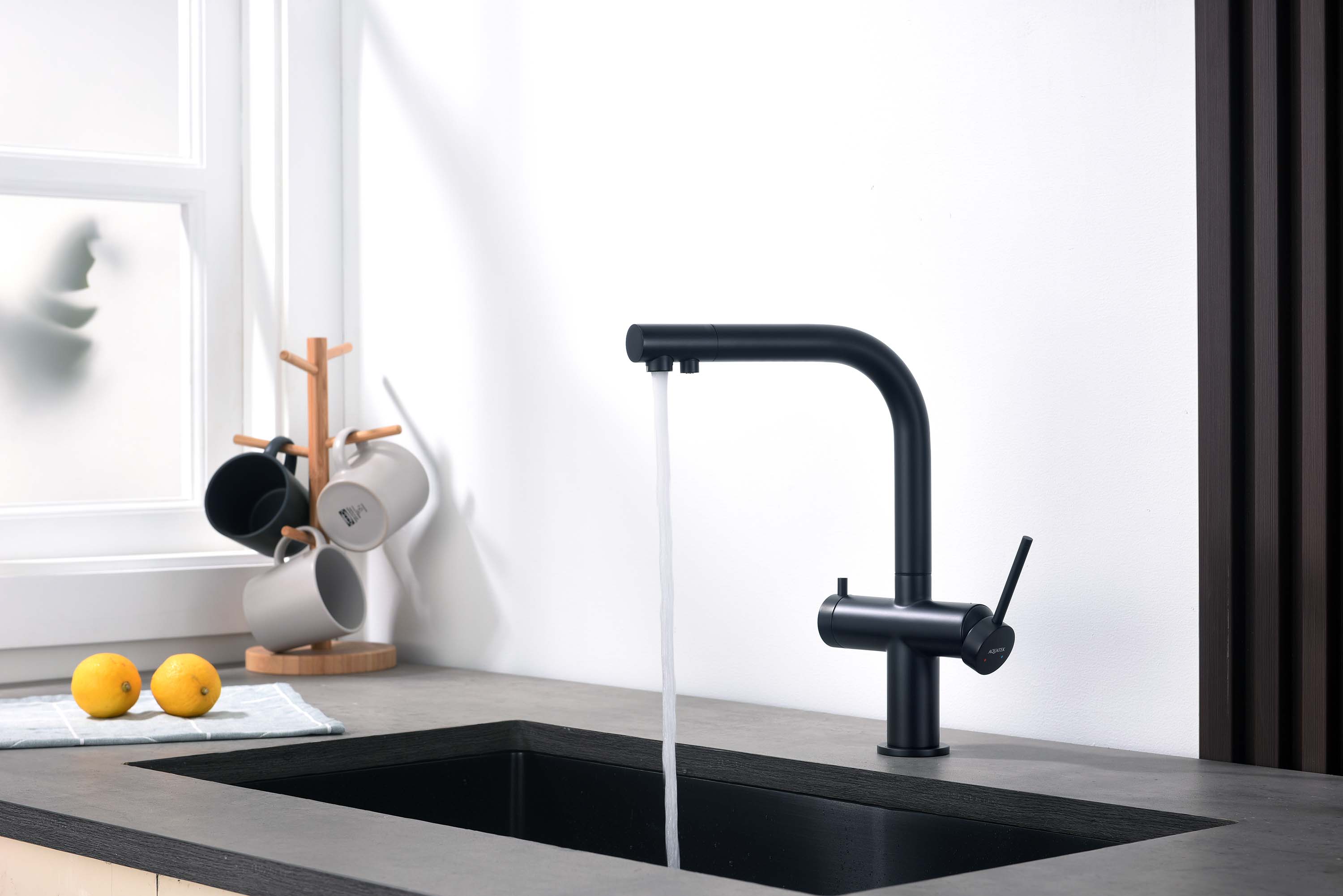 Смеситель для кухни с подключением к фильтру питьевой воды AQUATEK, матовый черный AQ1385MB Европа — фото 3